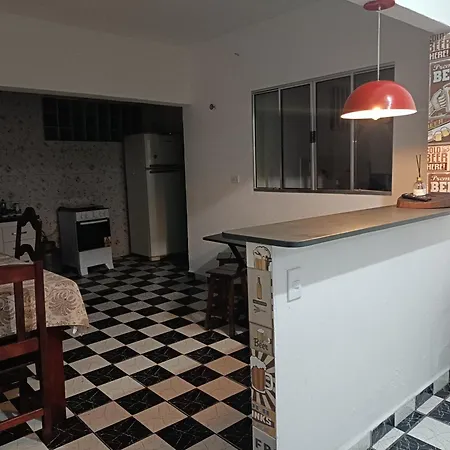 Casa na Praia da Enseada - Ubatuba-2